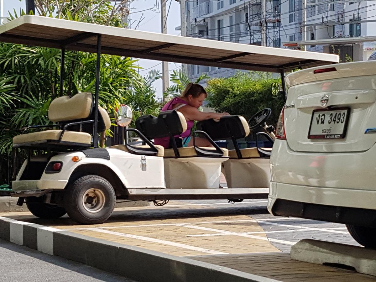 Appartamento Amazon Matrix By S&D Jomtien Beach Esterno foto